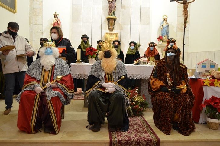 Los yunqueranos pudieron disfrutar de su Cabalgata de los Reyes Magos pese al mal tiempo