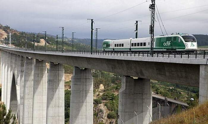 Adif licita la mejora de dos viaductos del tramo Guadalajara-Calatayud de la línea Madrid-Barcelona por 6,3 millones