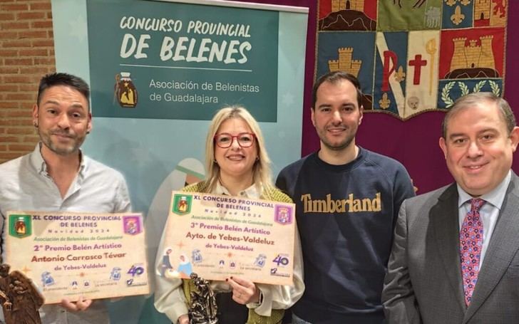 Premian a Antonio Carrasco y al Ayuntamiento de Yebes en Concurso de Belenes