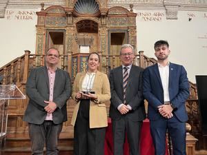 El Ayuntamiento de Guadalajara recibe un reconocimiento de la UAH por su mecenazgo a la C&#225;tedra de Turismo Inteligente