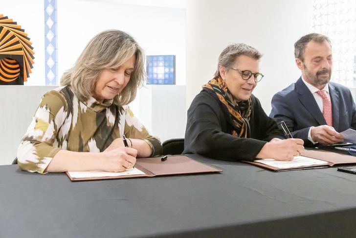 El Ayuntamiento de Guadalajara firma el convenio para asegurar y ampliar la obra de Francisco Sobrino en su museo