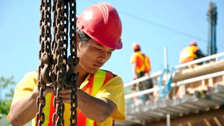 Castilla-La Mancha perdió 3.448 cotizantes extranjeros en octubre