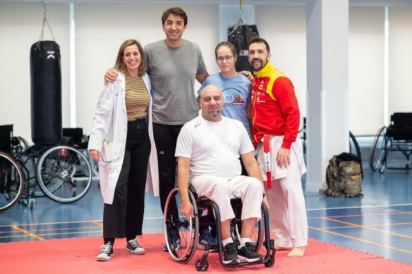 El Hospital Nacional de Parapléjicos incorpora el parakarate en su programa deportivo