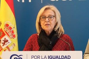 Rivas exige al Gobierno de S&#225;nchez medidas urgentes que protejan a los ganaderos frente a los ataques de lobos