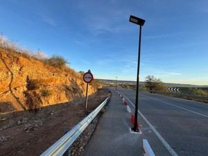 Finalizan las obras de seguridad y luz en el paseo peatonal de Torrelaguna