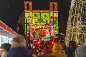 &#218;ltimas proyecciones navide&#241;as en la iglesia de San Gin&#233;s