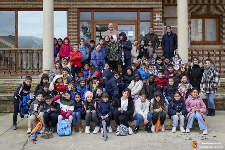 Alumnos de 3º de Primaria del Colegio de Yunquera de Henares visitan el Ayuntamiento