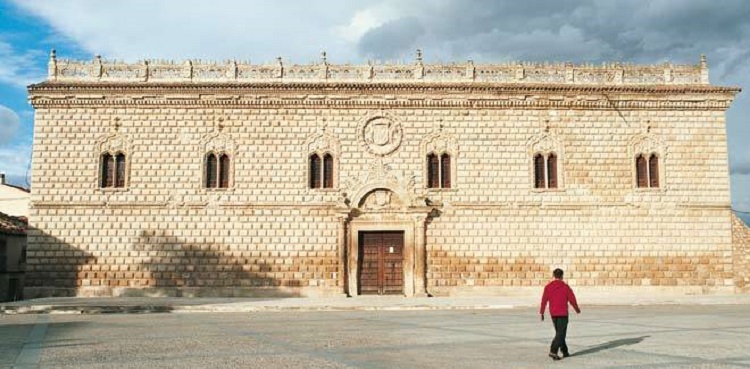 El Palacio de los Duques de Medinaceli, en Cogolludo.